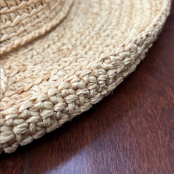 Vintage Woven Straw Sun Hat, Straight out of a 90s RomCom - Picture 11 of 13